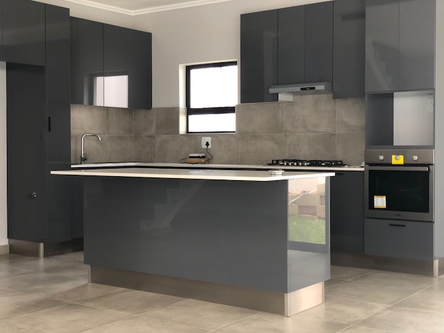 3 Bedroom Property for Sale in Hurlingham Gauteng