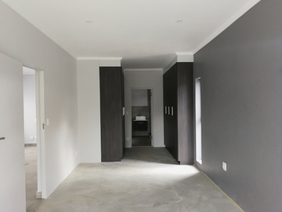 3 Bedroom Property for Sale in Hurlingham Gauteng