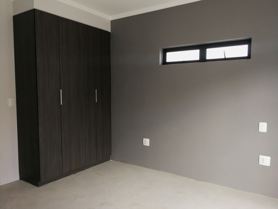 3 Bedroom Property for Sale in Hurlingham Gauteng