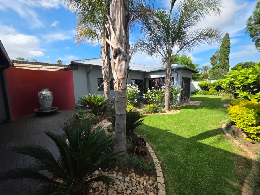 4 Bedroom Property for Sale in Rynfield Gauteng