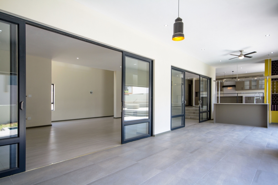 To Let 4 Bedroom Property for Rent in Waterfall Country Estate Gauteng