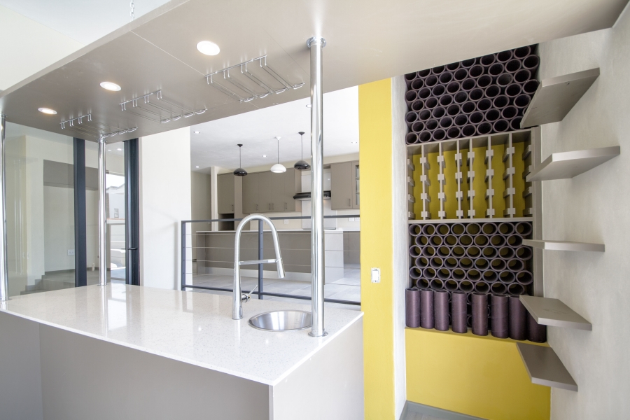 To Let 4 Bedroom Property for Rent in Waterfall Country Estate Gauteng