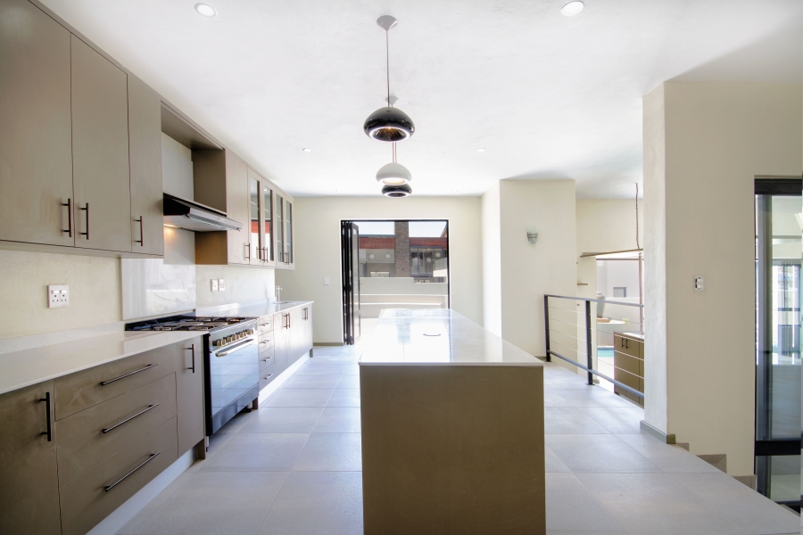 To Let 4 Bedroom Property for Rent in Waterfall Country Estate Gauteng