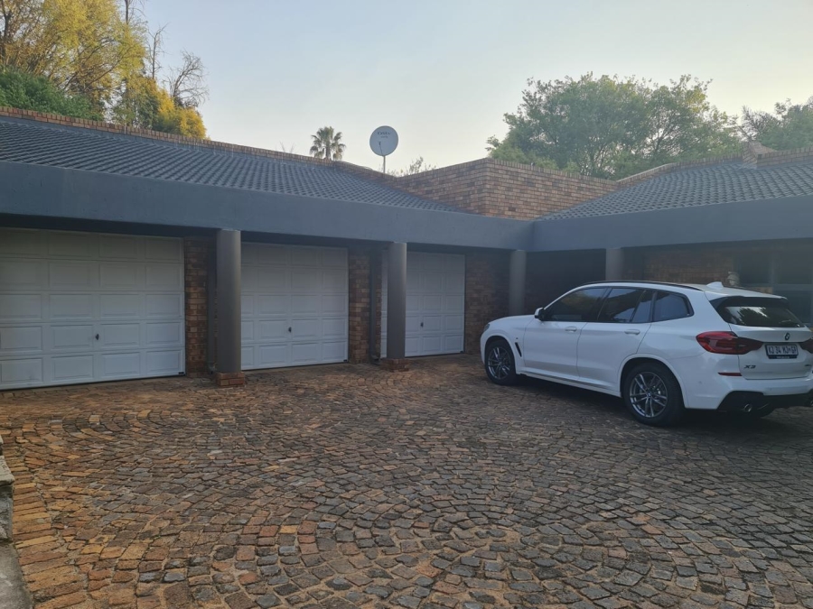 3 Bedroom Property for Sale in Sonneveld Gauteng