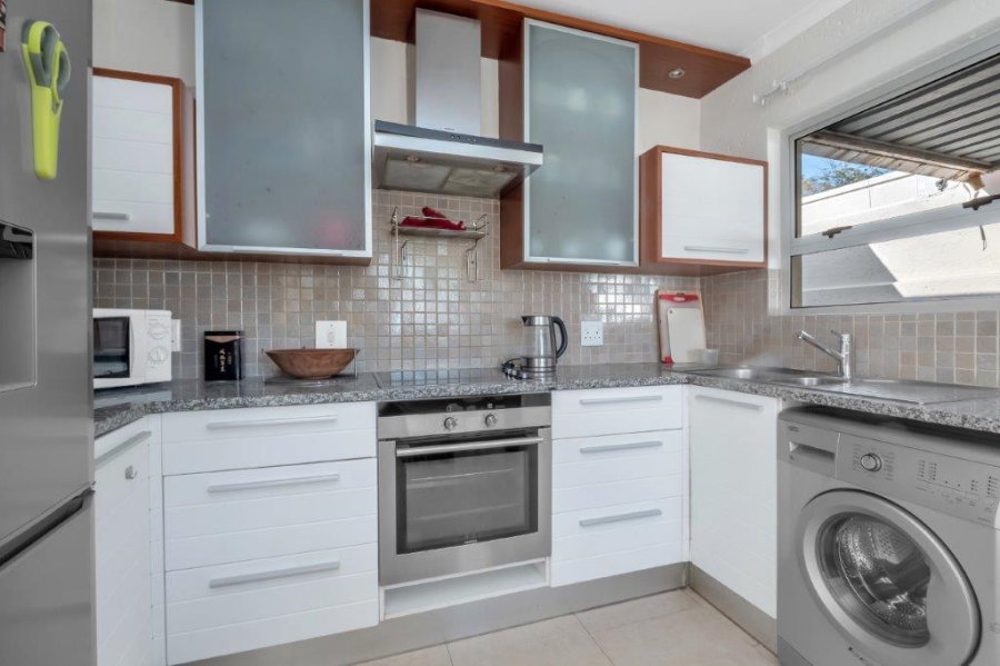 To Let 2 Bedroom Property for Rent in Morningside Gauteng