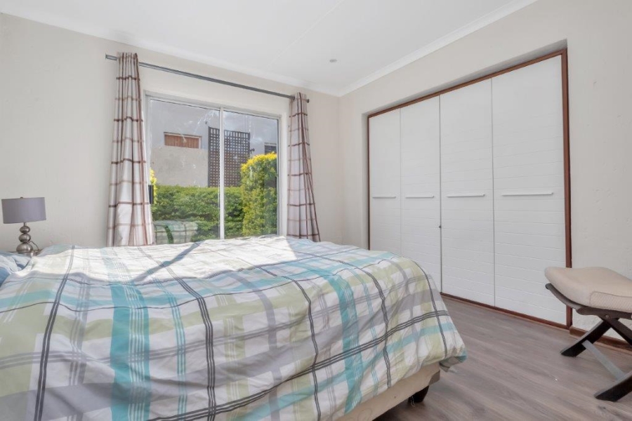 To Let 2 Bedroom Property for Rent in Morningside Gauteng