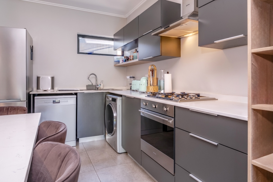 2 Bedroom Property for Sale in Bryanston Gauteng