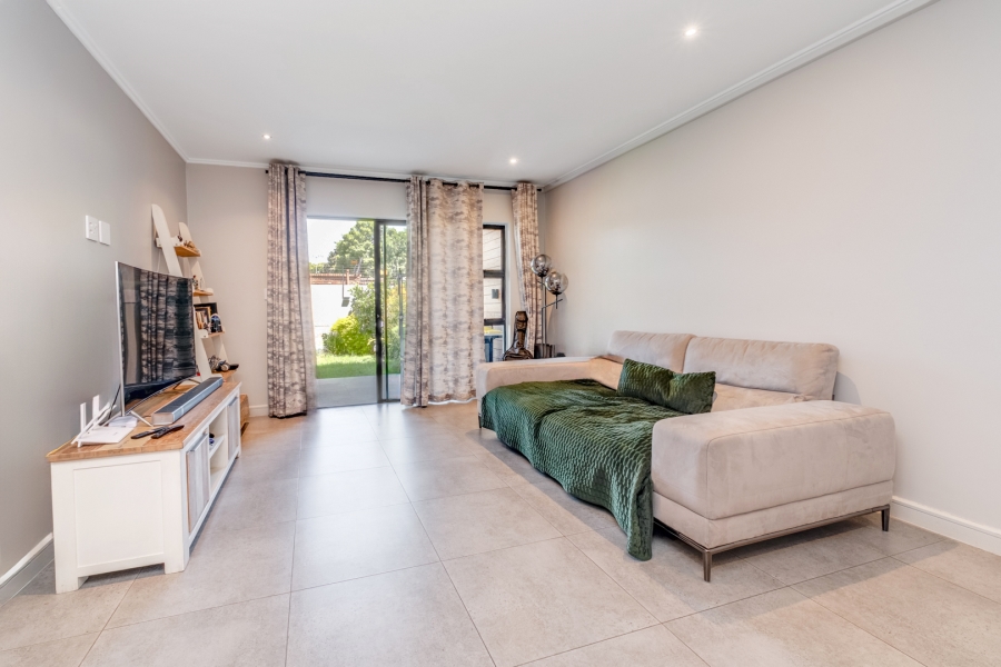 2 Bedroom Property for Sale in Bryanston Gauteng