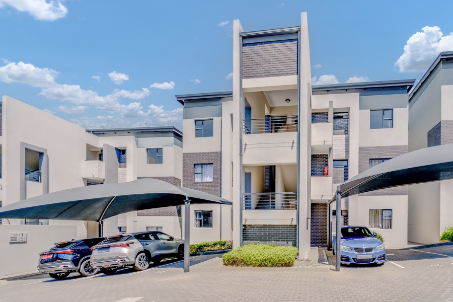 2 Bedroom Property for Sale in Bryanston Gauteng