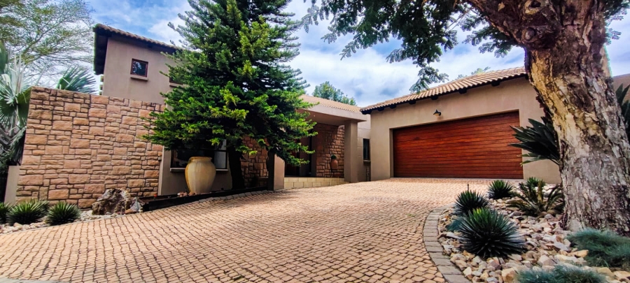 3 Bedroom Property for Sale in Eldoraigne Gauteng