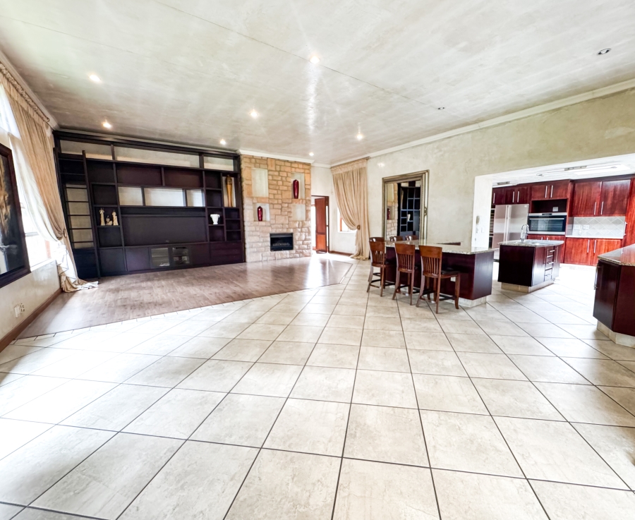 3 Bedroom Property for Sale in Eldoraigne Gauteng