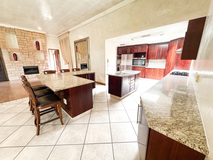 3 Bedroom Property for Sale in Eldoraigne Gauteng
