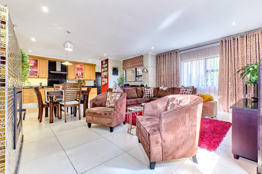 To Let 4 Bedroom Property for Rent in Kyalami Glen Estate Gauteng