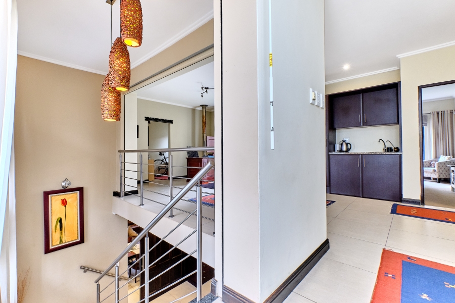 To Let 4 Bedroom Property for Rent in Kyalami Glen Estate Gauteng