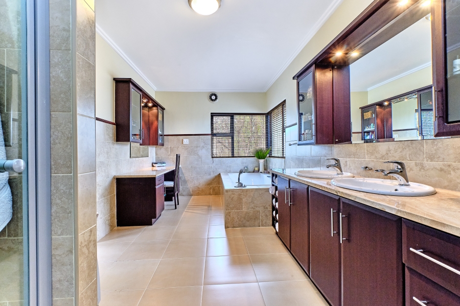 To Let 4 Bedroom Property for Rent in Kyalami Glen Estate Gauteng