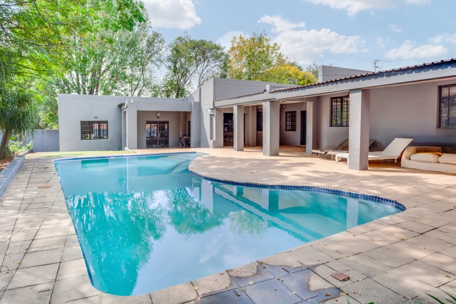 4 Bedroom Property for Sale in Paulshof Gauteng