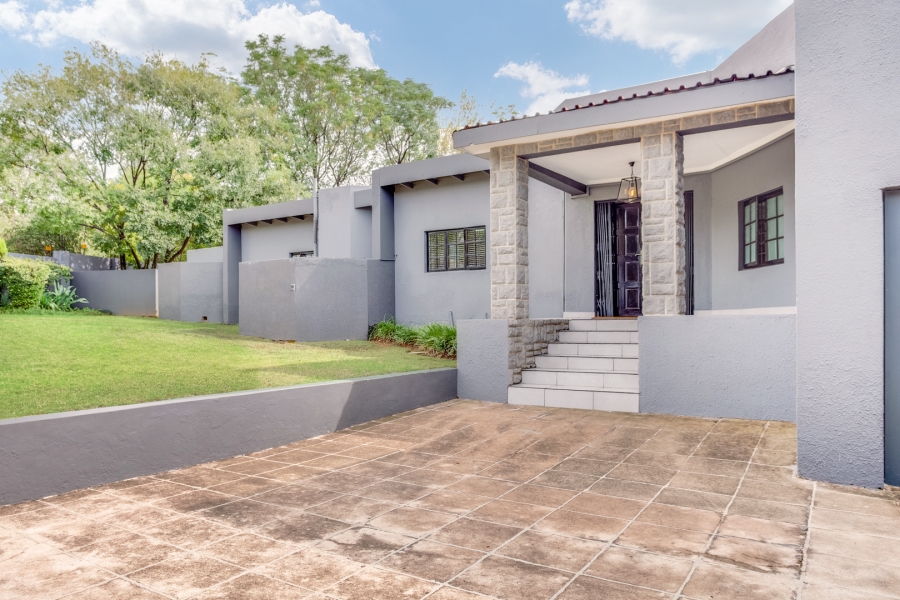 4 Bedroom Property for Sale in Paulshof Gauteng