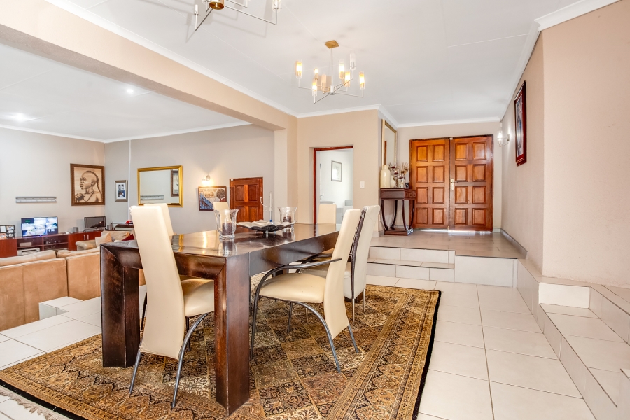 4 Bedroom Property for Sale in Paulshof Gauteng
