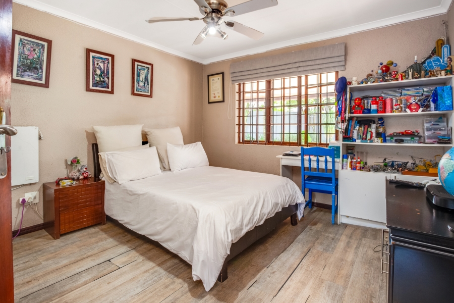 4 Bedroom Property for Sale in Paulshof Gauteng