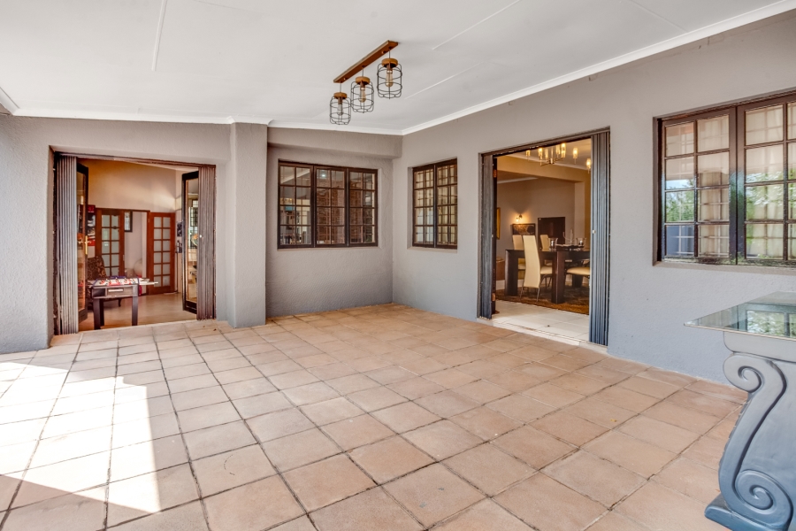 4 Bedroom Property for Sale in Paulshof Gauteng