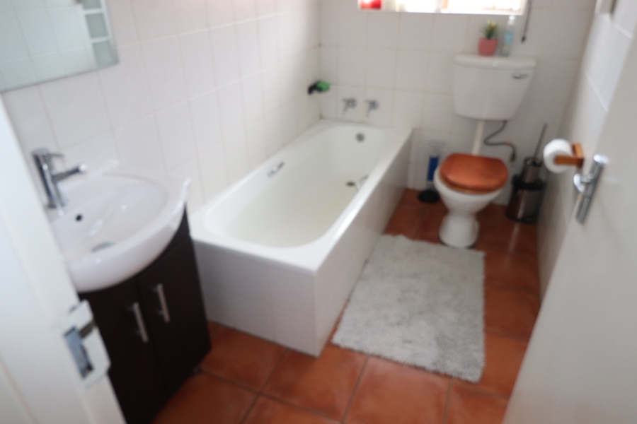 3 Bedroom Property for Sale in Terenure Gauteng