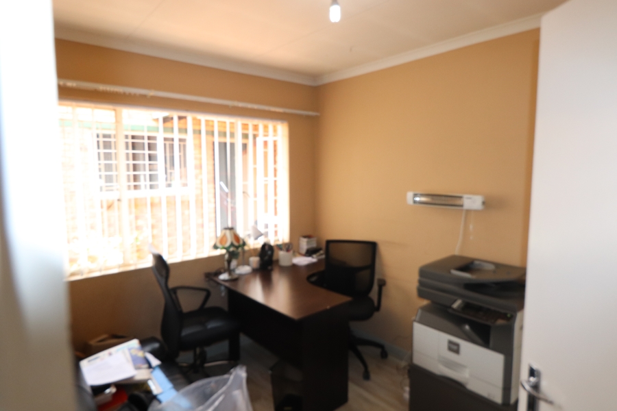 3 Bedroom Property for Sale in Terenure Gauteng