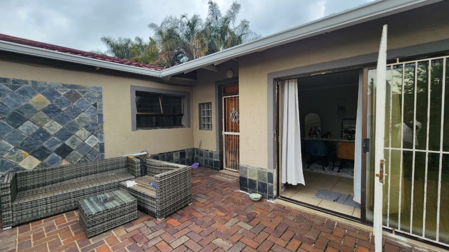 To Let 3 Bedroom Property for Rent in Edenvale Central Gauteng