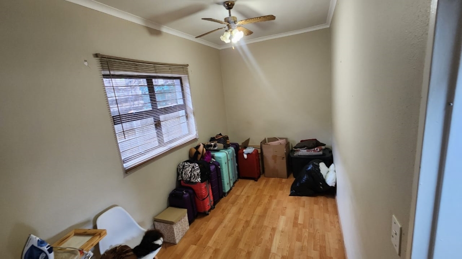 To Let 3 Bedroom Property for Rent in Edenvale Central Gauteng