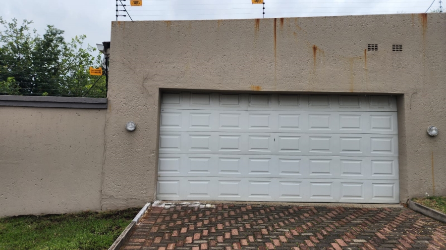 To Let 3 Bedroom Property for Rent in Edenvale Central Gauteng