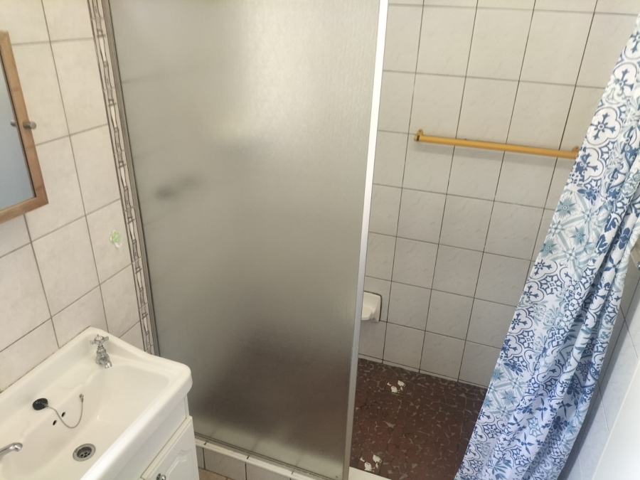 To Let 1 Bedroom Property for Rent in Northcliff Gauteng