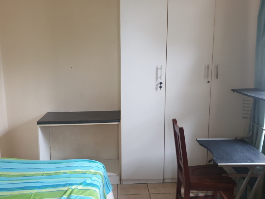 To Let 1 Bedroom Property for Rent in Bergbron Gauteng