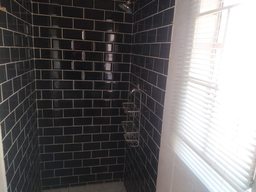 To Let 1 Bedroom Property for Rent in Bergbron Gauteng