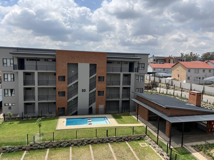 2 Bedroom Property for Sale in Vorna Valley Gauteng