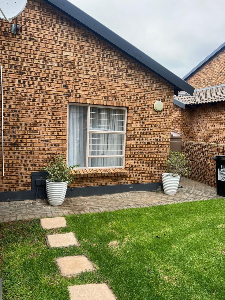 2 Bedroom Property for Sale in Honeydew Gauteng