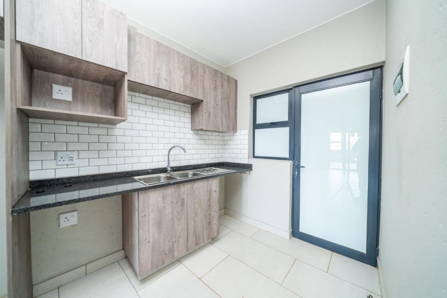 To Let 3 Bedroom Property for Rent in Bartlett Gauteng