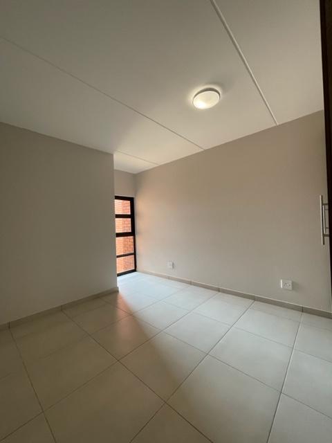 To Let 3 Bedroom Property for Rent in Bartlett Gauteng
