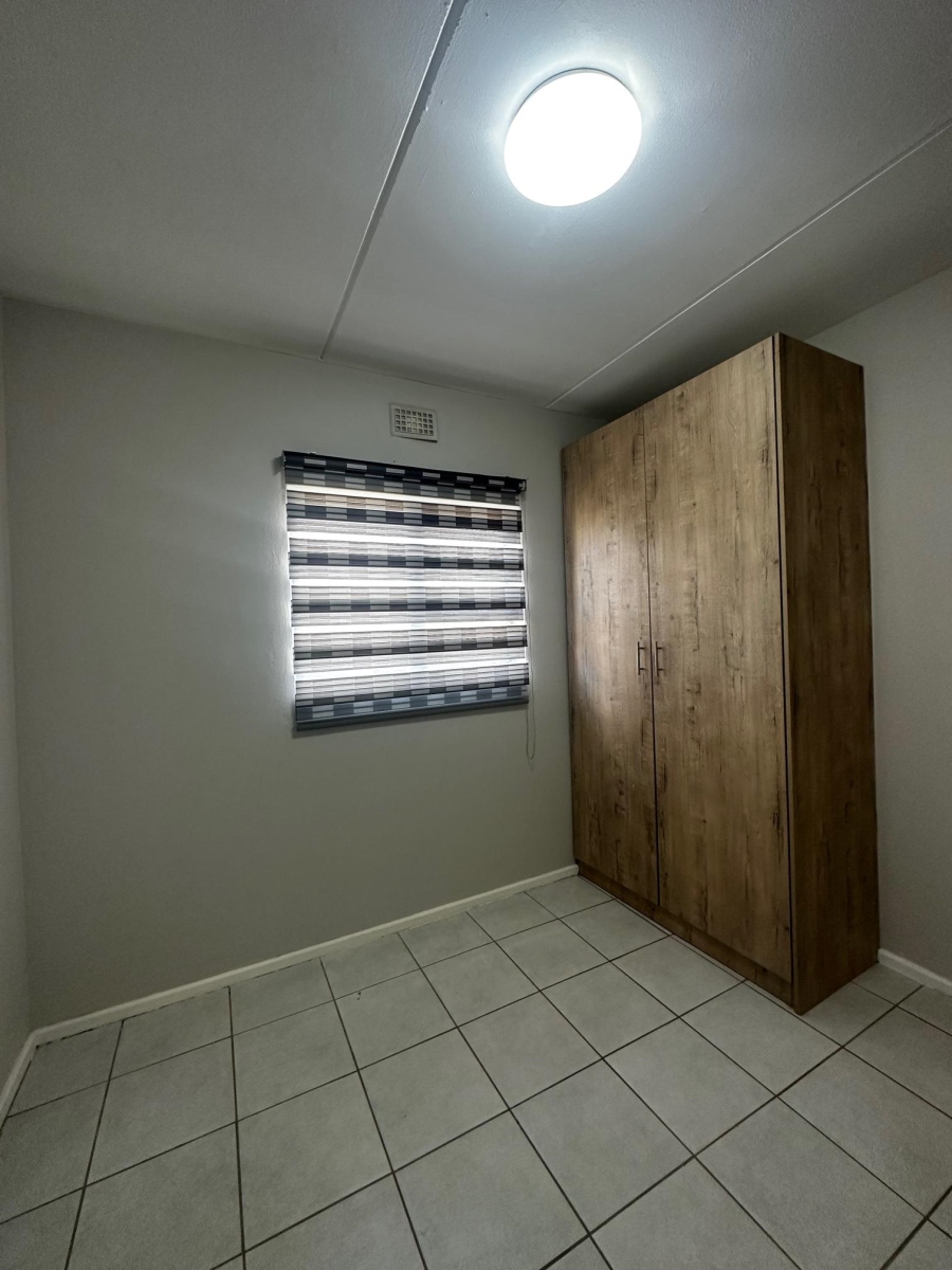 To Let 3 Bedroom Property for Rent in Kenleaf Gauteng