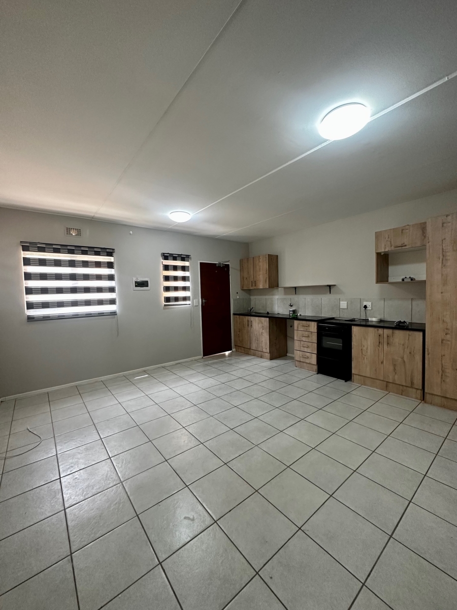 To Let 3 Bedroom Property for Rent in Kenleaf Gauteng