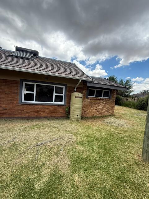 4 Bedroom Property for Sale in Parkdene Gauteng