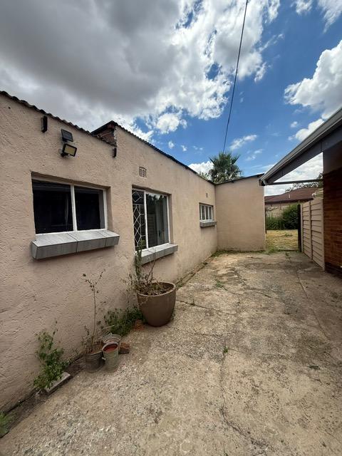 4 Bedroom Property for Sale in Parkdene Gauteng