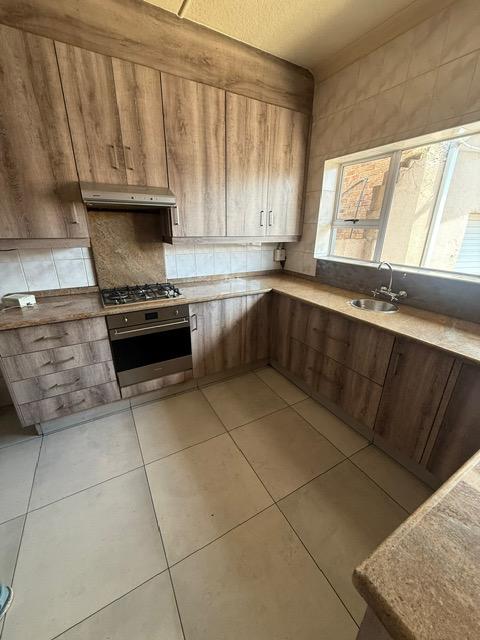 4 Bedroom Property for Sale in Parkdene Gauteng