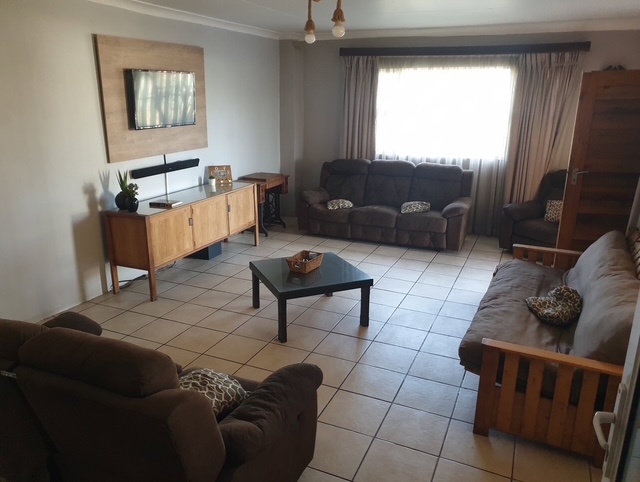 4 Bedroom Property for Sale in Parkdene Gauteng