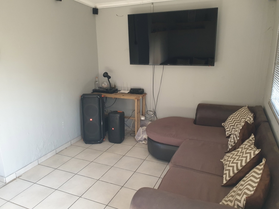 4 Bedroom Property for Sale in Parkdene Gauteng