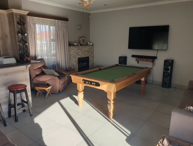 4 Bedroom Property for Sale in Parkdene Gauteng