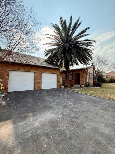 4 Bedroom Property for Sale in Parkdene Gauteng