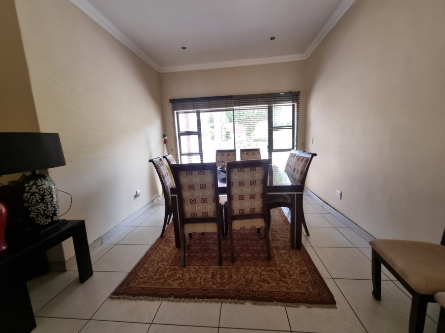 4 Bedroom Property for Sale in Ruimsig Country Estate Gauteng