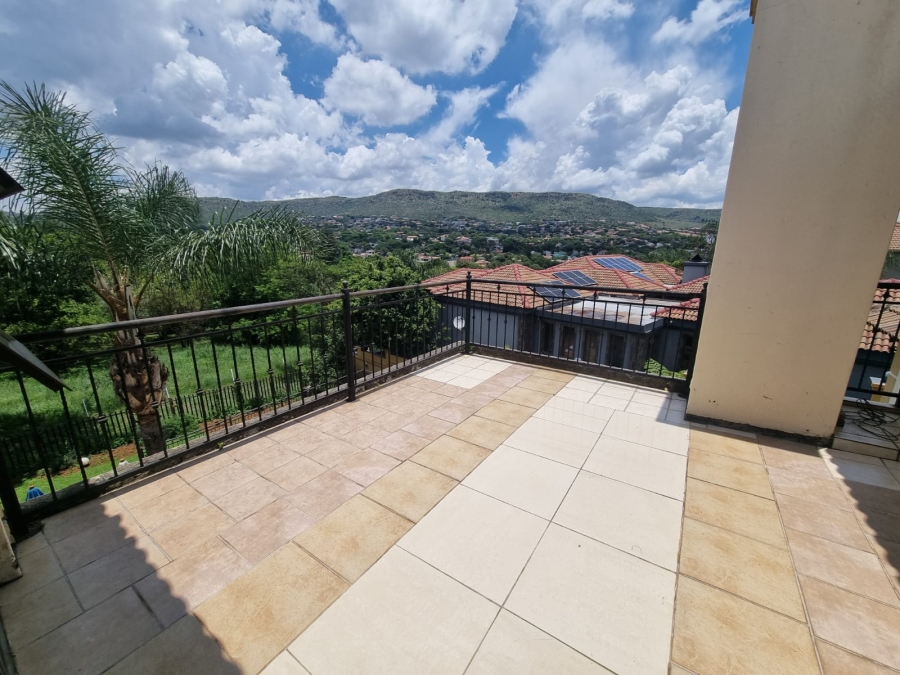 4 Bedroom Property for Sale in Ruimsig Country Estate Gauteng