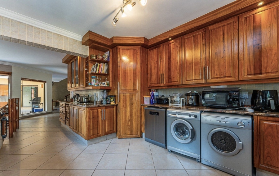 4 Bedroom Property for Sale in Ruimsig Gauteng