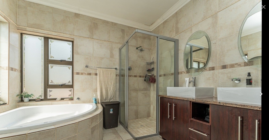 4 Bedroom Property for Sale in Ruimsig Gauteng