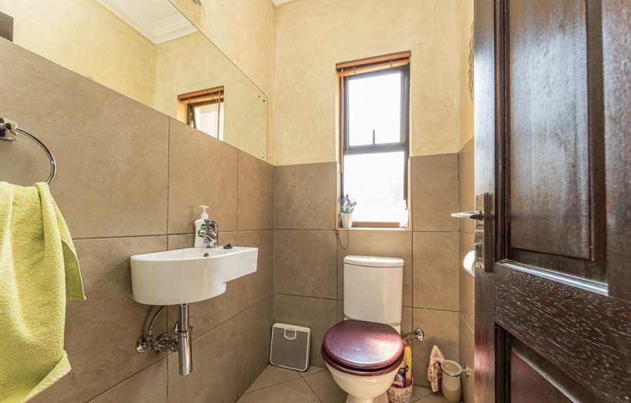 4 Bedroom Property for Sale in Ruimsig Gauteng